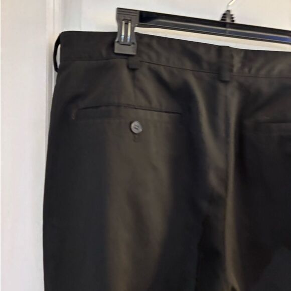 Men's Black Izod Golf Pants Sz 38 - Picture 6 of 6